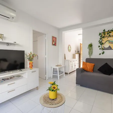 Casa Tropical Port Aventura Apartment Salou